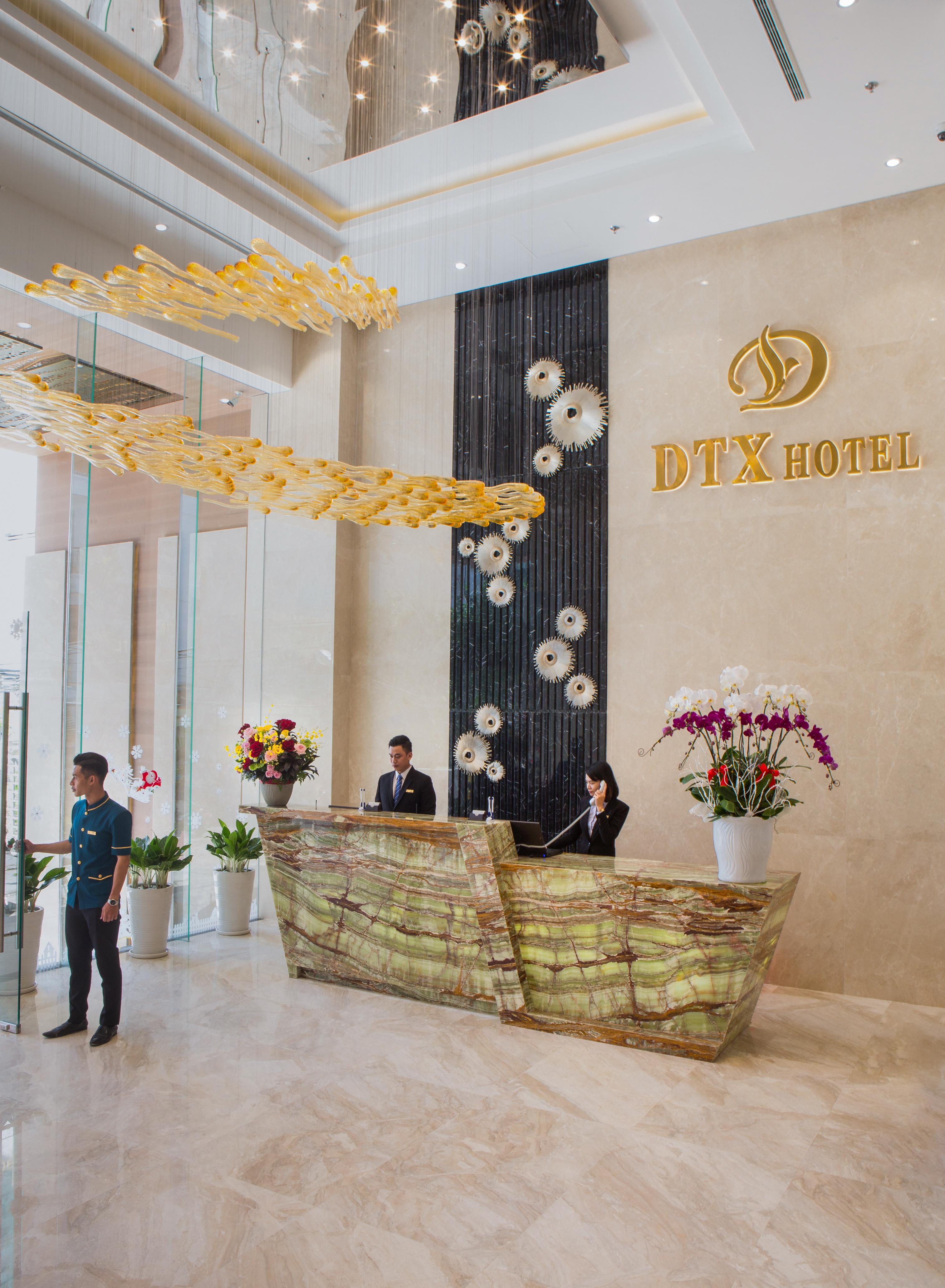 DTX Hotel Nha Trang Buitenkant foto